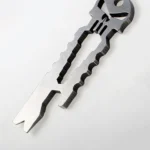 Multifunktionell nyckelring – Punisher-verktyget (Stål)
