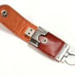 USB-nyckelring i läder
